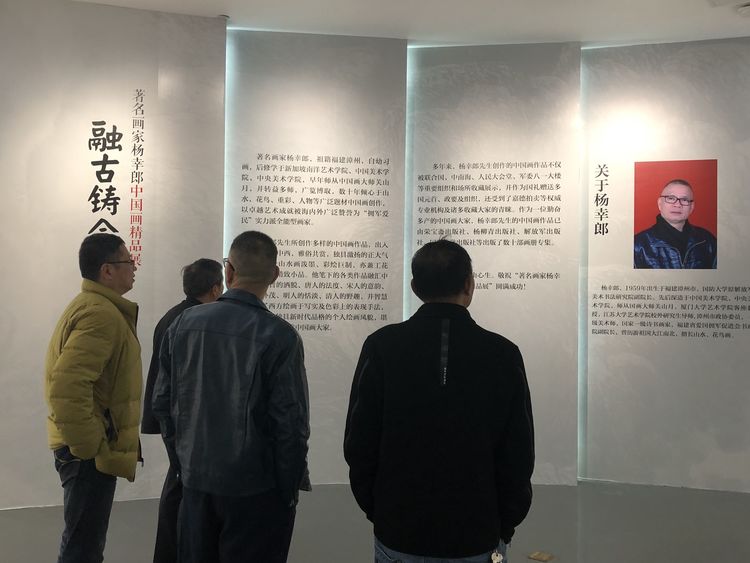 引力播