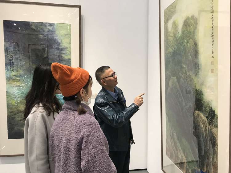 引力播