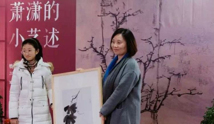 引力播