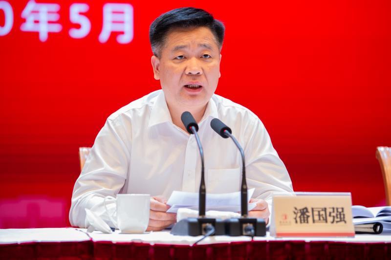 引力播