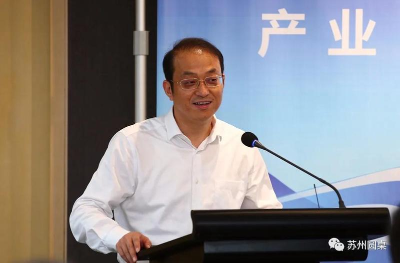 引力播
