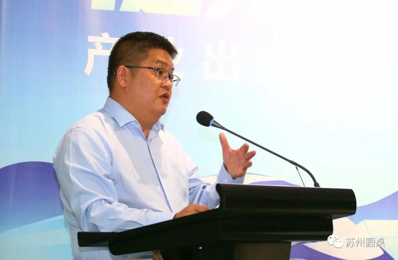 引力播