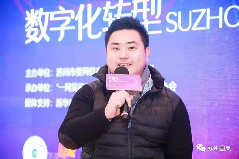 引力播