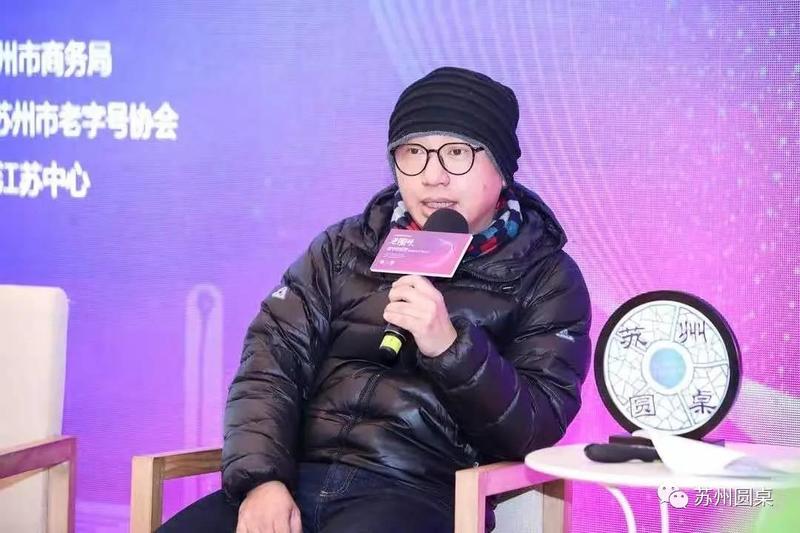 引力播