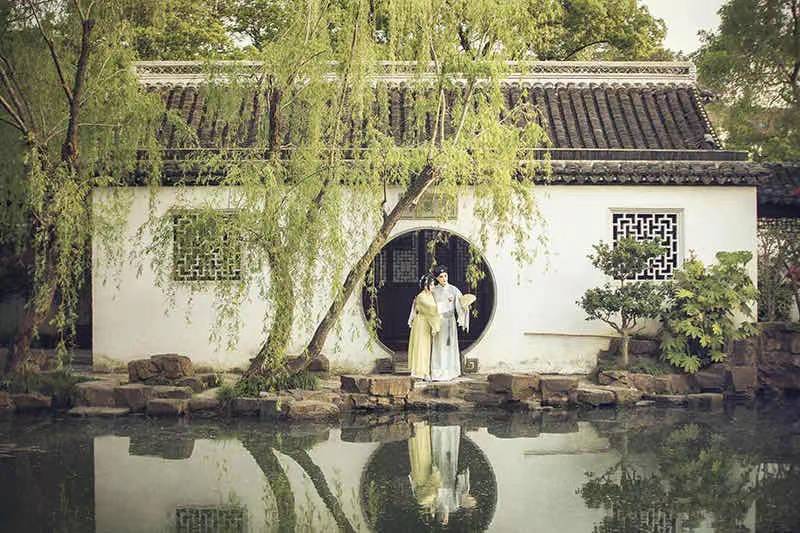 引力播
