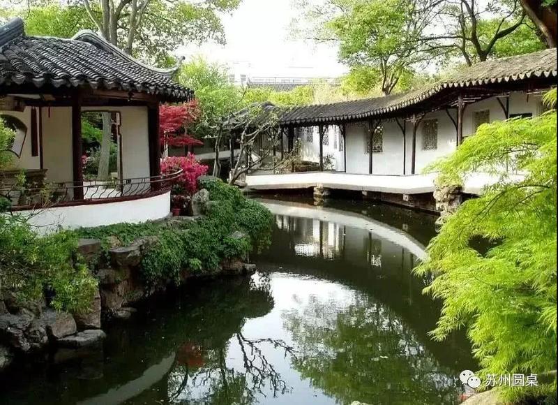 引力播